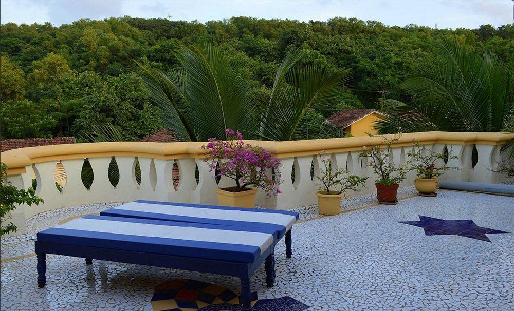 Bougainvillea Guest House Candolim Eksteriør billede