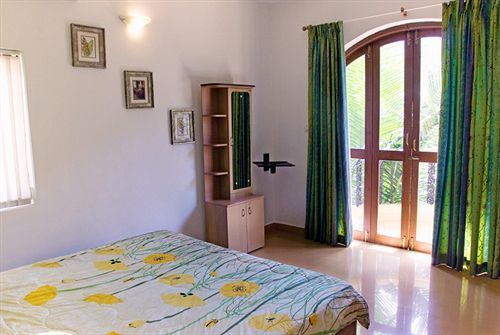 Bougainvillea Guest House Candolim Eksteriør billede